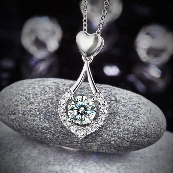 0.70ct Diamond Halo Pendant Heart Teardrop Diamond Necklace 925 Silver