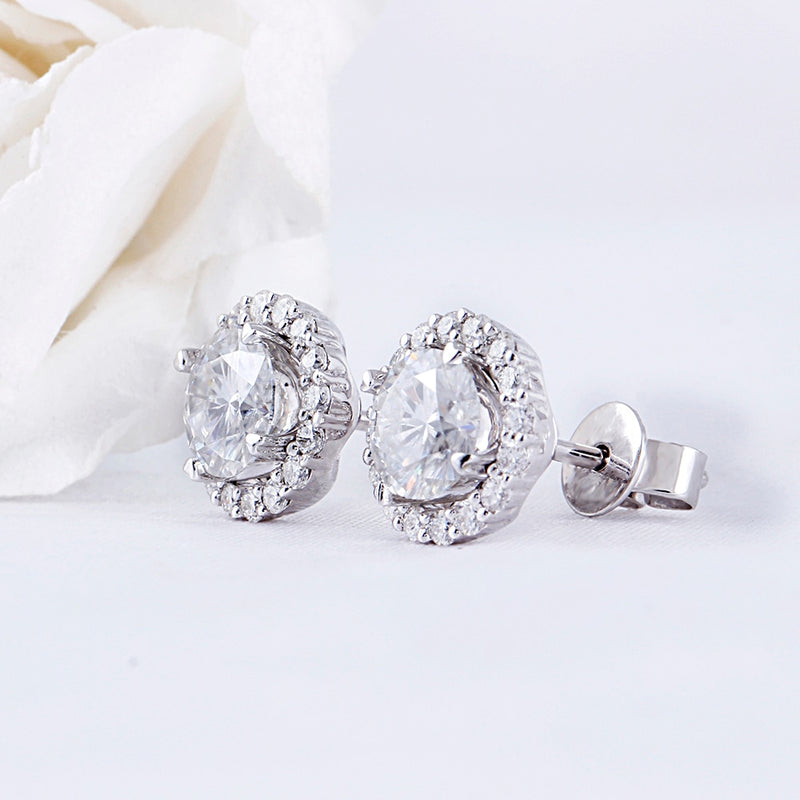 0.50ct each, Round Cut Moissanite Halo Earrings, 14Kt 585 White Gold