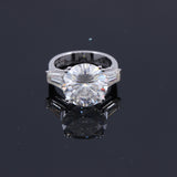 8.00ct Round Cut Moissanite, Classic Engagement Ring, 14Kt 585 White Gold