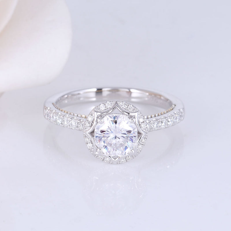 1.00ct Round Cut Moissanite, Vintage Design Engagement Ring, 14Kt 585 White & Yellow Gold