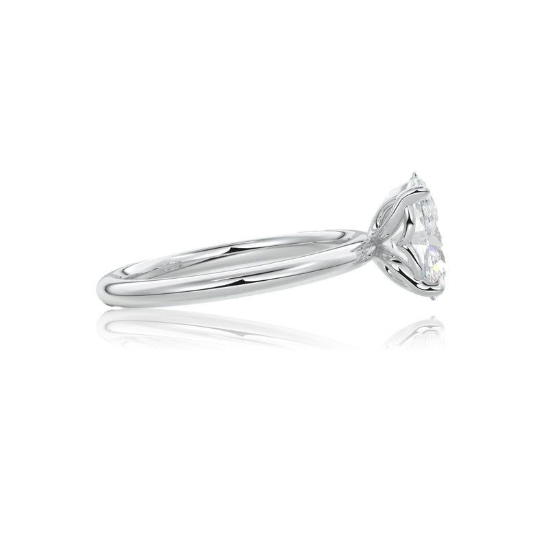 Oval Cut Floral Design Moissanite Engagement Ring