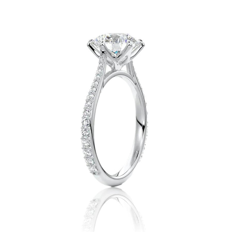 Round Cut 6 Claw Moissanite Engagement Ring