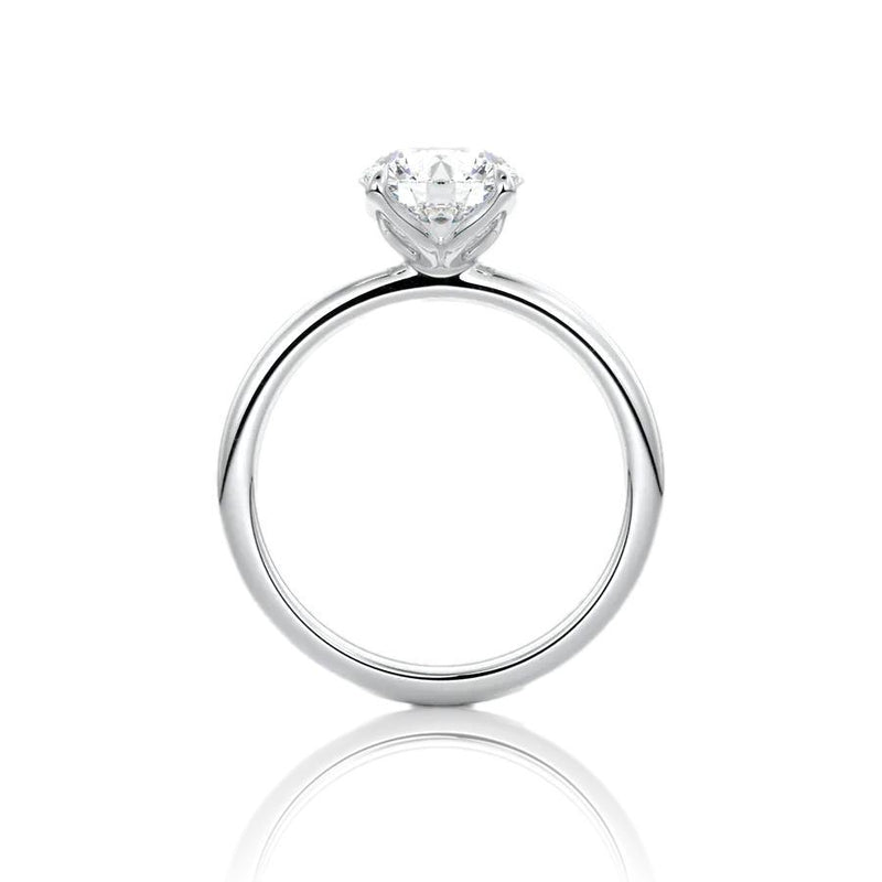 Round Cut Classic Moissanite Engagement Ring
