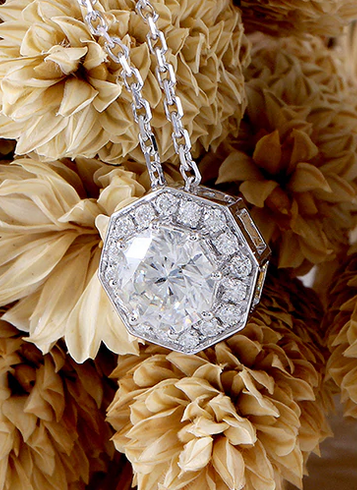 0.85ct Round Cut Moissanite, Vintage Octagon Design, Classic Elegant Drop Pendant, 14Kt 585 White Gold