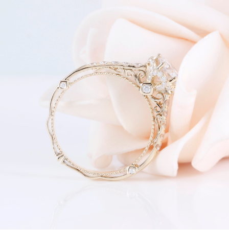 1.00ct Round Cut Moissanite Engagement Ring, Vintage Design, 14Kt 585 Yellow Gold