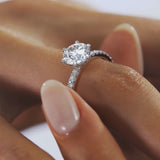 Round Cut 6 Claw Moissanite Engagement Ring