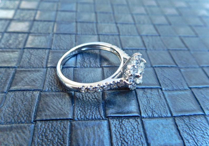 Heart shaped diamond engagament ring, heart shaped halo