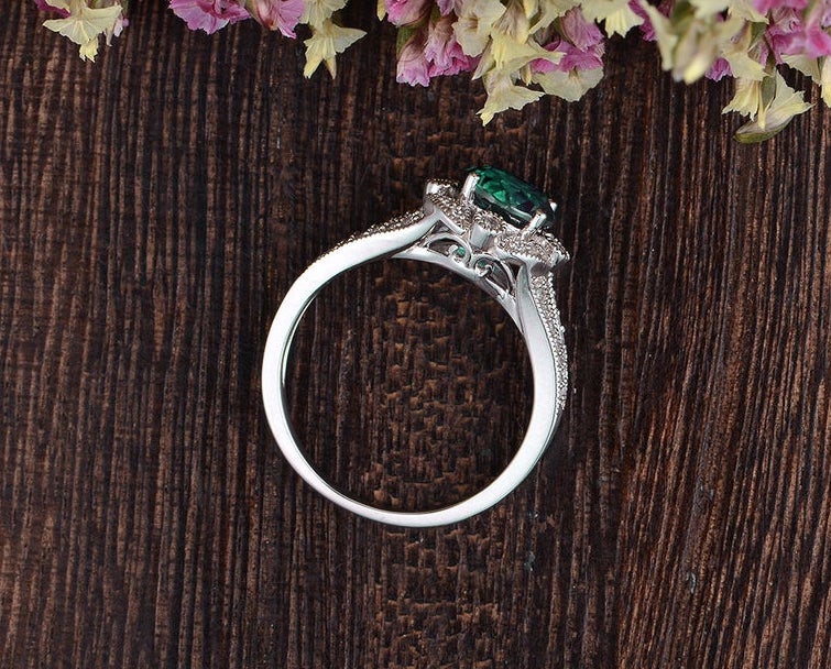 1.25ct Round Cut Lab Grown Emerald Engagement Ring, Vintage Design, Choose Your Metal