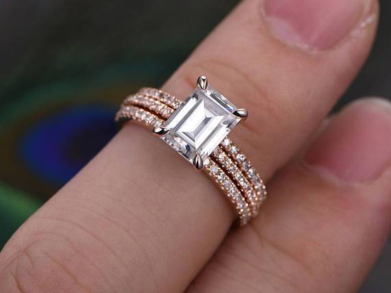 2.00ct Moissanite Ring Set, 3 Rings Total carat weight 2.00ct, Emerald Cut Colour F, Clarity VVS, Centre Stone 1.25ct